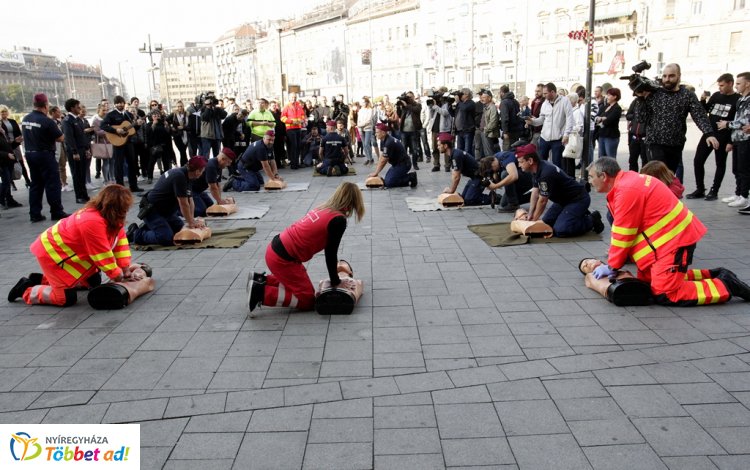 A Világon mindenki képes életet menteni – Ma van az Újraélesztés Világnapja