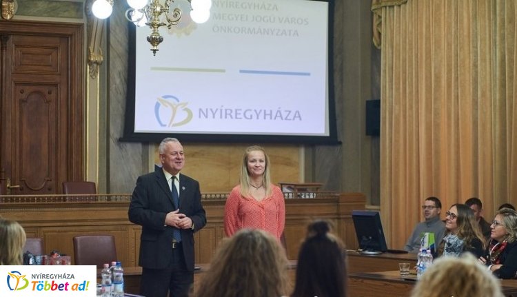 Partneri találkozó – Nyolc külföldi pedagógus ismerte meg Nyíregyházát