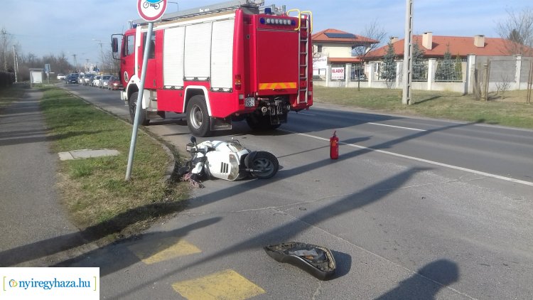 Robogóval ütközött egy gépkocsi Nyíregyháza külvárosában, egy súlyos sérült kórházban