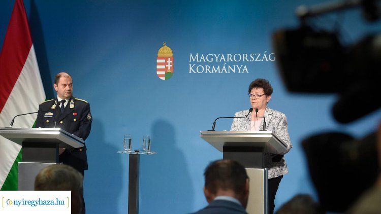Országos tisztifőorvos: új szakaszába ért a koronavírus-járvány Magyarországon