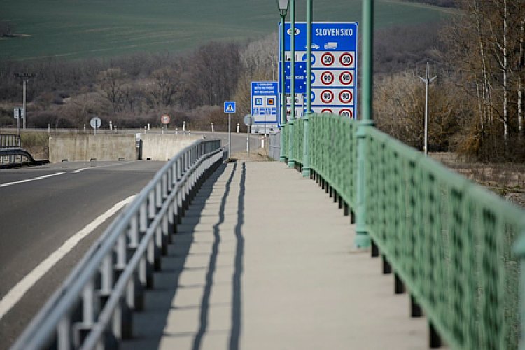 Tovább növelhetik a nyitva tartó átkelők számát a magyar-szlovák határon