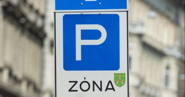 Megjelent a díjmentes parkolásról szóló kormányrendelet – Hétfőtől érvényes