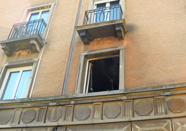 Lakástűz Nyíregyháza belvárosában – Egy személy életét vesztette