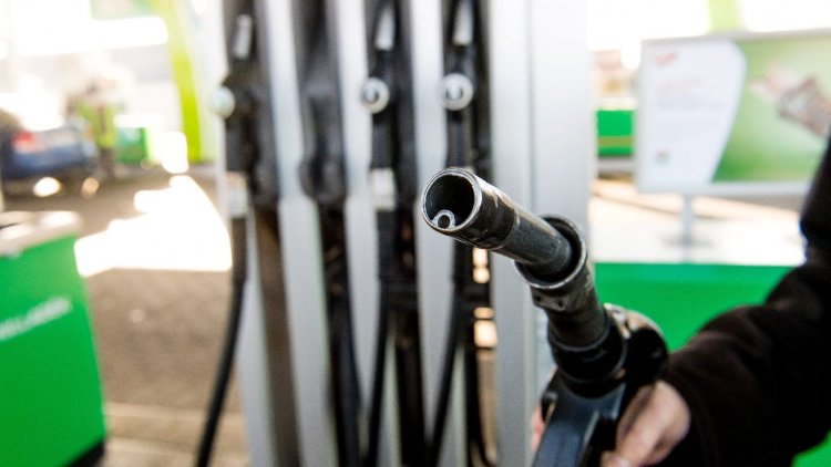 Főként az üzemanyag árának csökkenése miatt mérséklődik az infláció