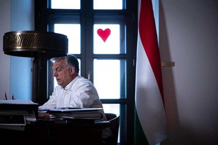 Orbán Viktor is köszöntötte az ápolókat az ápolók nemzetközi napján