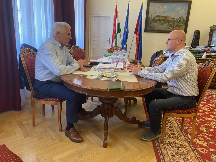 Húsz éves testvérvárosi kapcsolat – Nyíregyházára látogatott Szatmárnémeti polgármestere