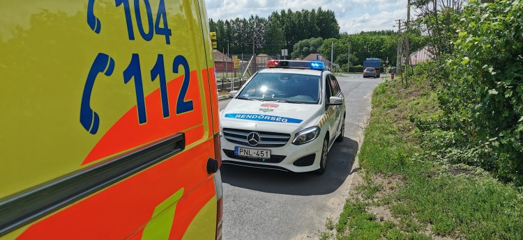 Rosszul lett egy kerékpáros - Szerencsére nem történt baleset, a mentők ellátták