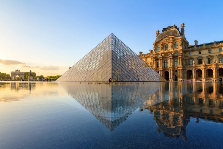 Hétfőn nyit újra a párizsi Louvre, amely március közepén zárt be