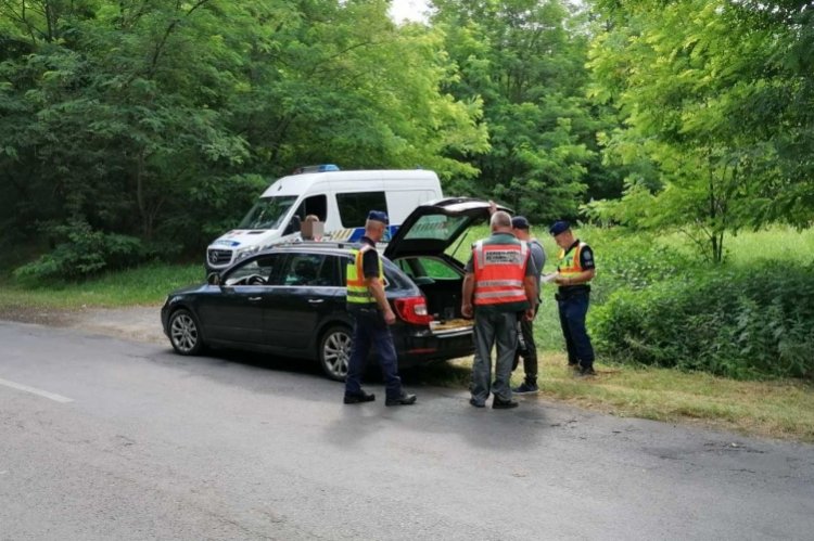 Közös szolgálatban – Rendőrök és pénzügyőrök tartottak közösen fokozott ellenőrzést
