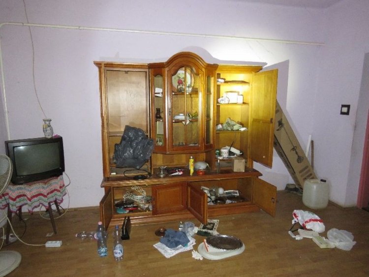 Lezárt ügy: Tiszaviden egy lakatlan házba tört be            