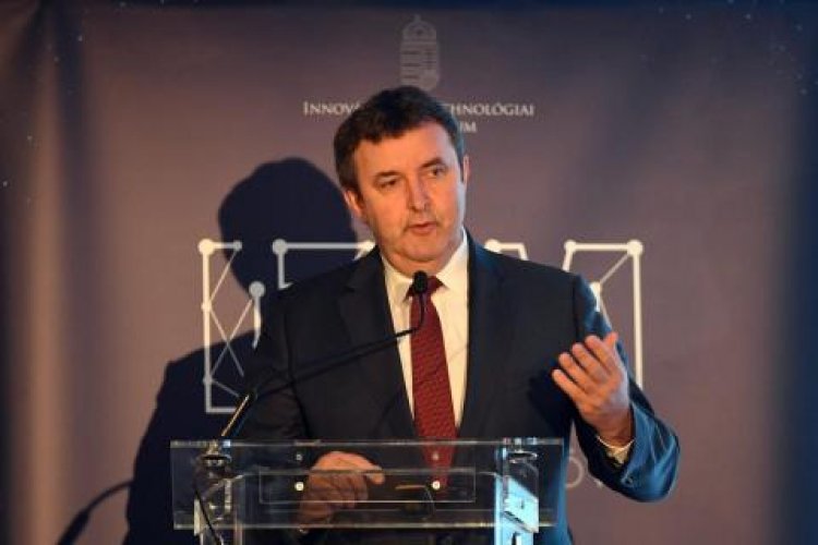 Palkovics: erősíteni kell a magyar tulajdonú vállalkozásokat