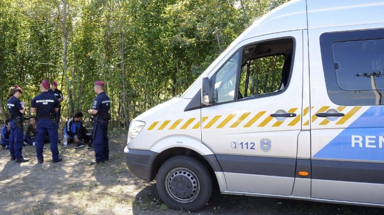 Több mint kétszáz határsértő próbálkozott a hétvégén         