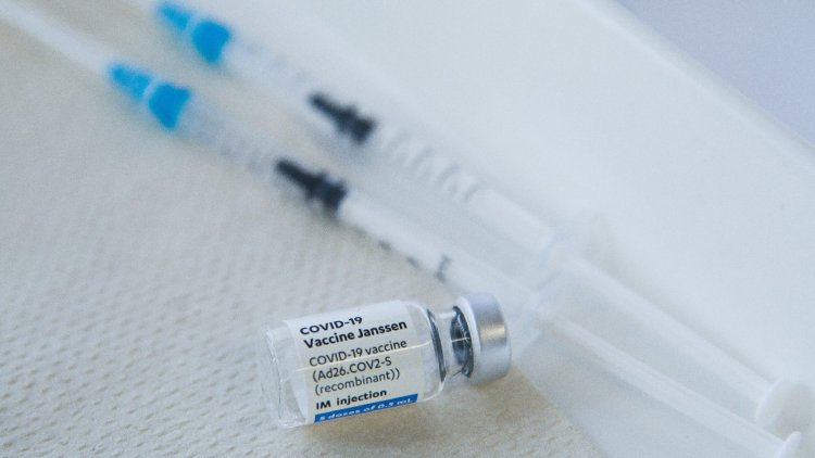 Újra kihangsúlyozta a Janssen vakcina hatékonyságát az EMA   