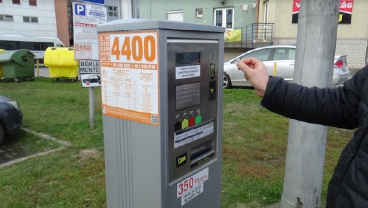 Május 25-től ismét fizetni kell a parkolásért                 