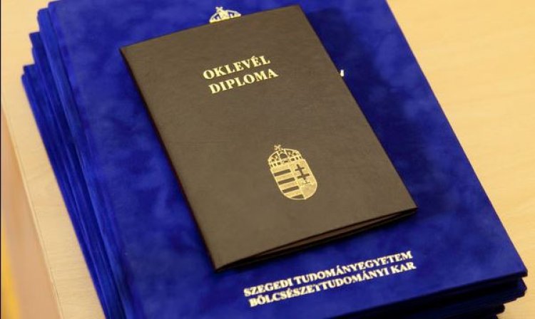 Schanda Tamás: ismét lehet tartani diplomaosztókat          