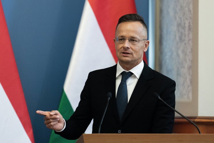 Magyarország elsőként akarja újraindítani a gazdaságát      