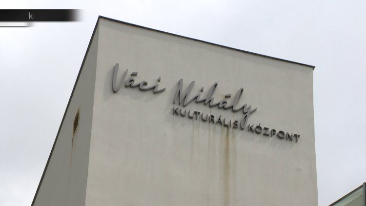 Maszk és védettségi igazolvány nélkül fogadják a vendégeket a kulturális központban