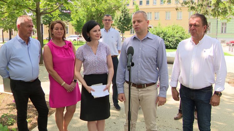 Újabb négy, megyében induló előválasztási jelöltet mutatott be az MSZP-Párbeszéd szövetség