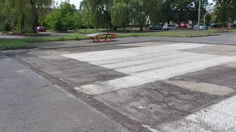 Folytatódik az aszfaltozás a Törpe utcánál                        