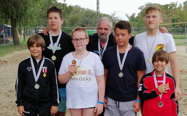 Strandbirkózó versenyen a Nyírsport SE fiatal sportolói                           