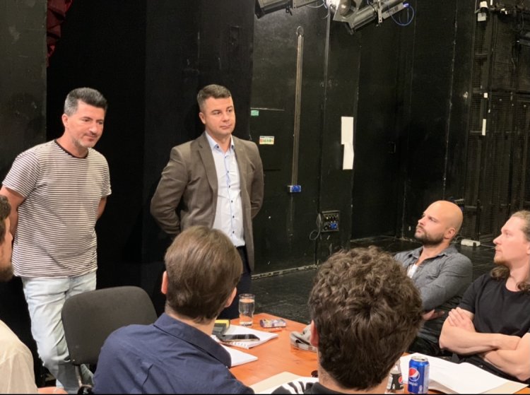 Megtartották a Kurázsi mama és gyerekei előadás olvasópróbáját a színházban
