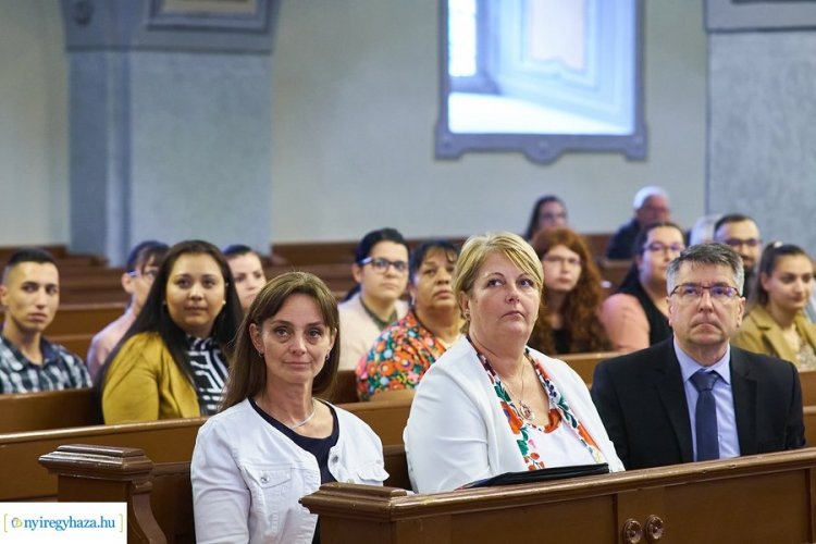 10 éves a Nyíregyházi Evangélikus Roma Szakkollégium – Egy évtizede segítik a diákokat