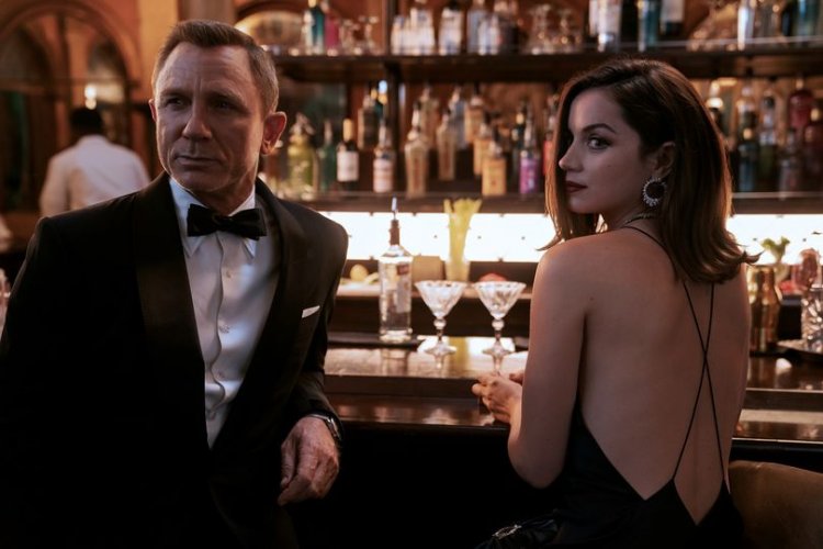 007 Nincs idő meghalni, Addams Family 2. - A Krúdy Gyula Art Mozi októberi filmkínálata