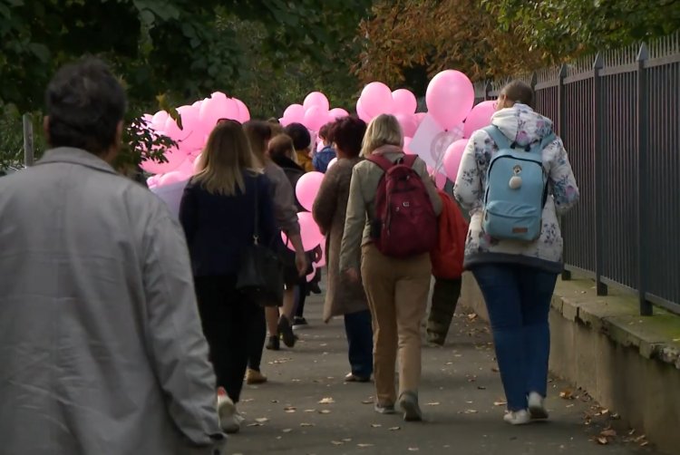 Október a mellrák elleni küzdelem hónapja – Nyíregyházán is szerveztek városi sétát