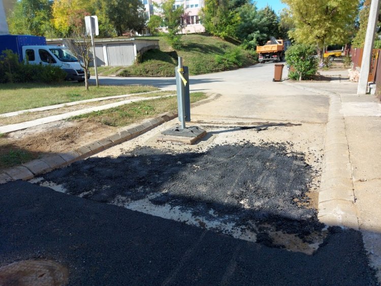 A Kodály Zoltán utcán megkezdődtek a helyreállítási munkák, forgalomkorlátozás mellett