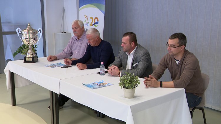 Öregfiúk teremlabdarúgó torna - 40 év felettiek szerepelhetnek a csapatokban 