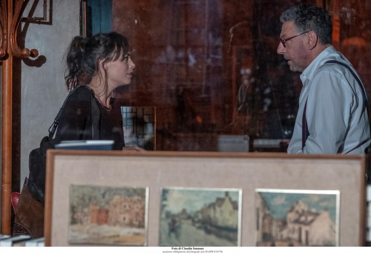 Könyvesbolt Párizsban, Mátrix: Feltámadások - A Krúdy Art Mozi decemberi filmkínálata