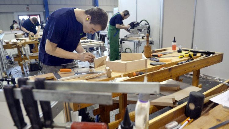 Sokkal kedvezőbbé válnak a mikro- és kisvállalkozások adószabályai              