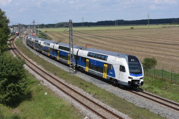 Újabb vonalakon jár a KISS vonat - A Budapest-Szolnok-Debrecen-Nyíregyháza vasútvonal egyes járatain is