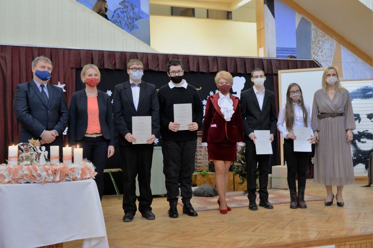 Ösztöndíj a szakmák legjobbjainak
