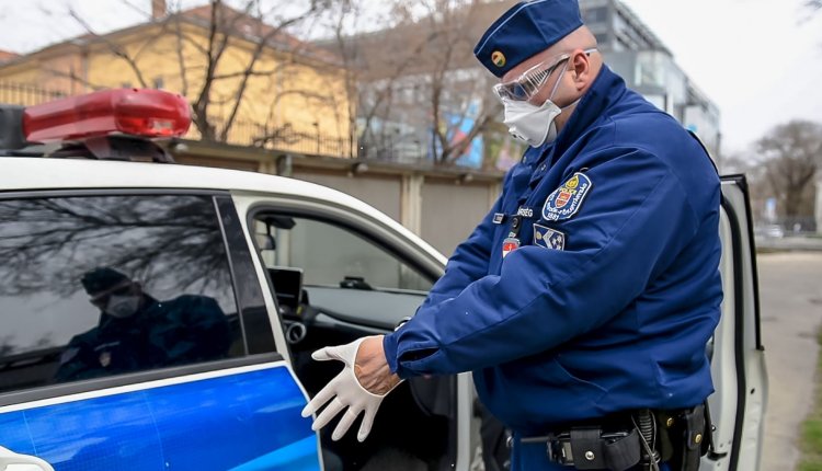 BM: Köszönet és anyagi megbecsülés a rendőrök munkájáért a járvány elleni védekezésben!
