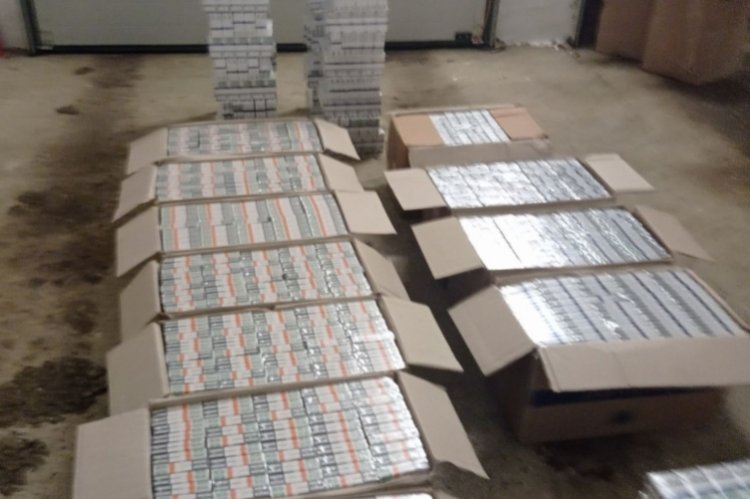 Tizenötmillió forint értékű csempészett cigaretta 