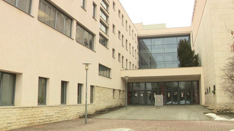 Elmarad a diplomaosztó – A járványügyi helyzet miatt csak nyáron lesz ünnepség