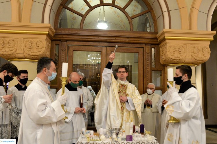 Gyertyaszentelő Boldogasszony ünnepe a Magyarok Nagyasszonya-társszékesegyházban