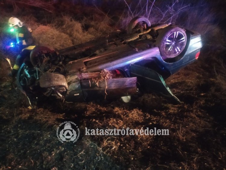 Baleset történt vasárnap hajnalban Nagycserkesznél