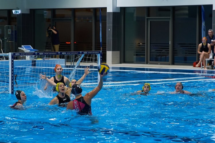 Újabb sporttörténelmi meccs - OB-I-es vízilabda találkozó Nyíregyházán