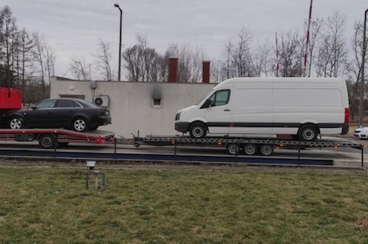 A szabolcsi rendőrök újabb balesetveszélyes járműszerelvényt szűrtek ki a forgalomból