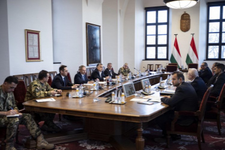 Orbán Viktor újra megerősítette, hogy nem veszünk részt a háborúban