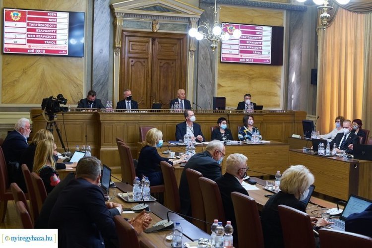 Heti hírösszefoglaló: közgyűlés, átadták az Atlétikai Centrumot, újra elképzelhető a laktanya is Nyíregyházán