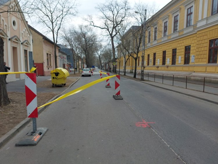 Ezen a héten is folytatódnak a csatornamosási munkálatok a Szent István utcán