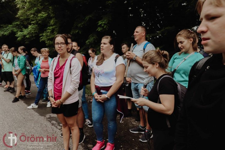 7 templom ifjúsági gyalogos zarándoklat Nyíregyházán