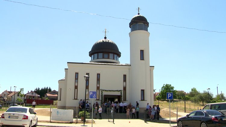 Felszentelték Borbánya új templomát 