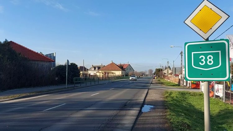 Szünetel a közvilágítás a 38-as főút Tokaji úton, illetve a repülőtérre vezető úton