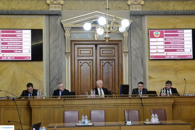 Elfogadták a város 93 milliárd forintos költségvetését – Csütörtökön ülésezett a közgyűlés
