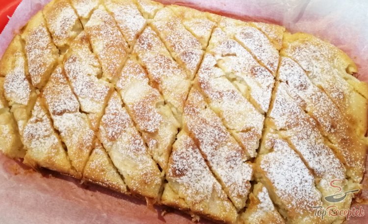 Desszertet keres a vasárnapi ebéd mellé? Almás béles!