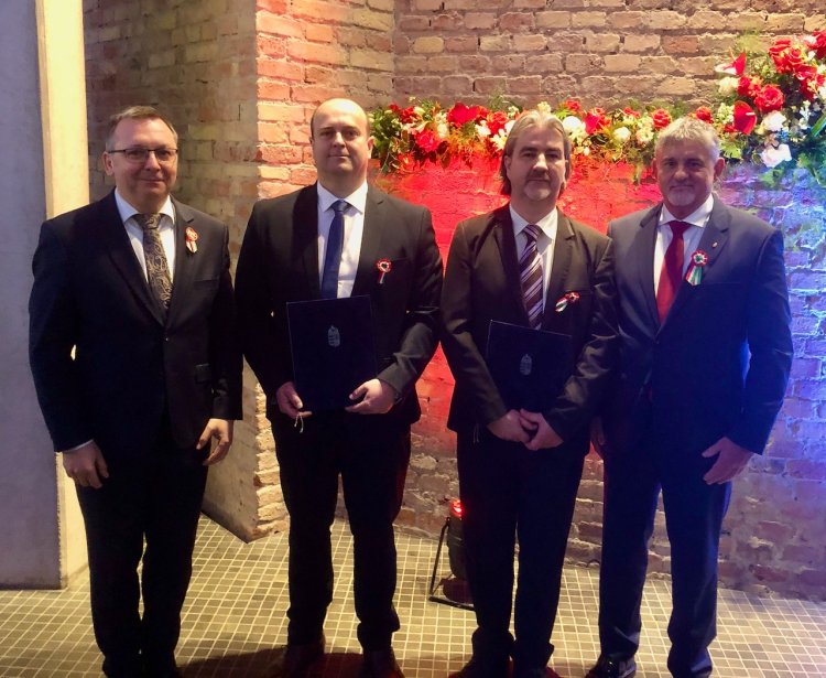 A SzabolcsSzatmárBereg Vármegyei Kormányhivatal két munkatársát is